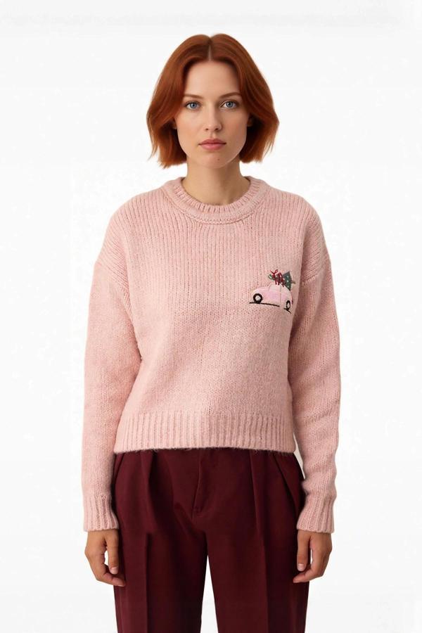 Bayan Pembe Nakış Detaylı Yılbaşı Konseptli Crop Kesim Uzun Kol Triko Kazak Modeli Kaliteli - Image 1