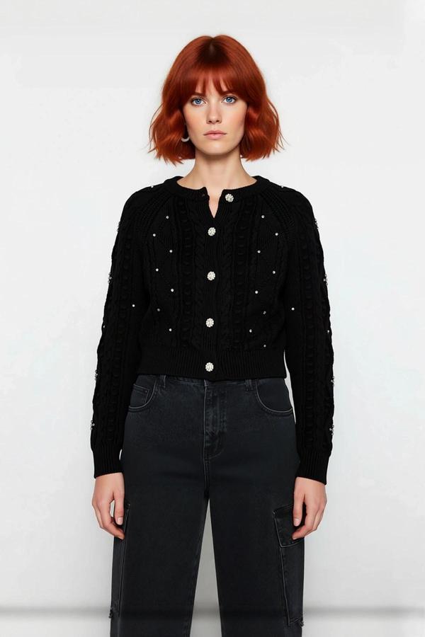 Kadınlara Özel Kışlık Regular Kalıp Saç Örgülü Crop Akrilik Triko Hırka Günlük Şıklık Kaliteli - Image 1