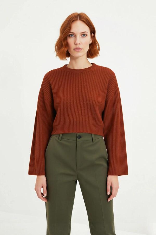 Kadın Gri %100 Akrilik Oversize Selanik Dokuma Bisiklet Yaka İspanyol Kol Crop Triko Kazak - Image 1