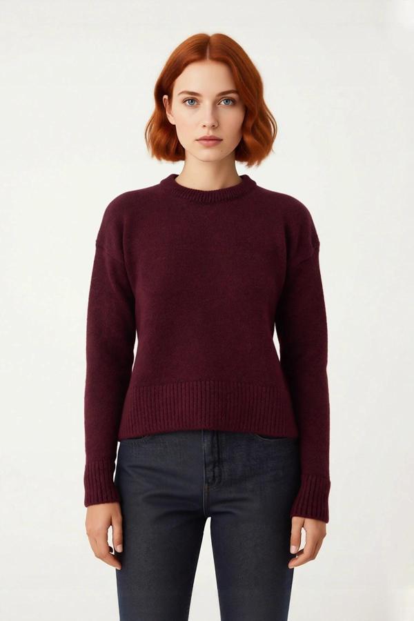 Kadınlara Özel Oversize Kesim Düşük Kol Bisiklet Yaka Triko Kazak Kışlık Giyimde Konfor Sunar - Image 1