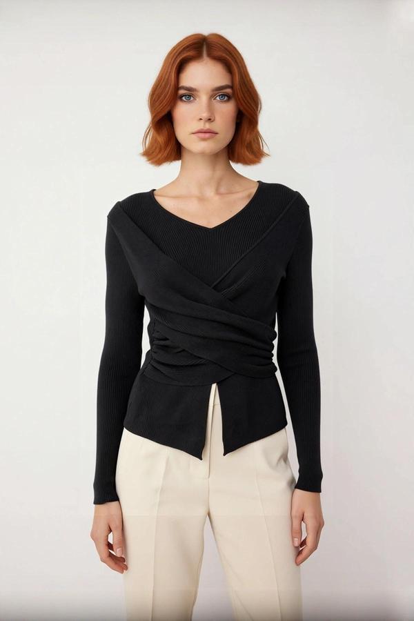 Kadınlara Özel Vücudu Saran Fitted Kesim Drape Örgü Triko Kazak İlkbahar Sonbahar Kombinleriniz - Image 1