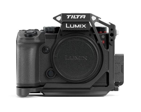 Tilta TA-T50-HCC-B Panasonic  S5 II/IIX için Yarım Kamera Kafesi - Image 1