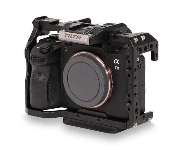 Tilta TA-T17-FCC-G Sony A7 / A7 II / A7 III / A7S / A7S II / A7R / A7R II / A7R III / A7R IV / A9 İç - Image 1