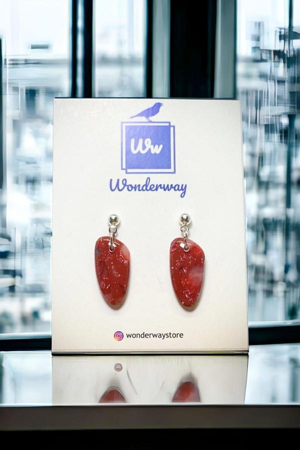 Wonderway Özel Tasarım El Yapımı Polimer Kil Küpe Bordo - Image 1