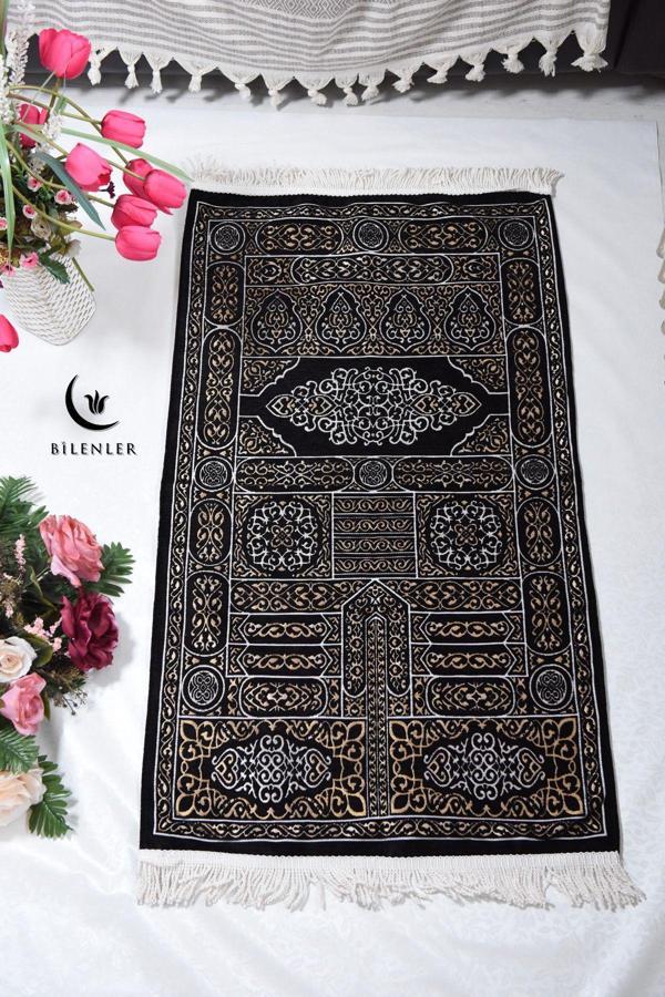 Kabe Kapısı Desenli Astarlı Seccade - Image 1