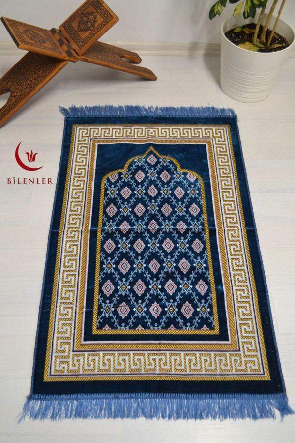 Kadife Seccade - 70x110 cm -– Ekonomik,Hafif ve Kullanışlı - Image 1