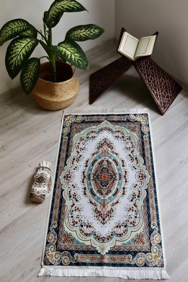 Pratik Ve Taşınabilir Ipek Dokulu Keseli Seccade Halı Desen S100112 - Image 1