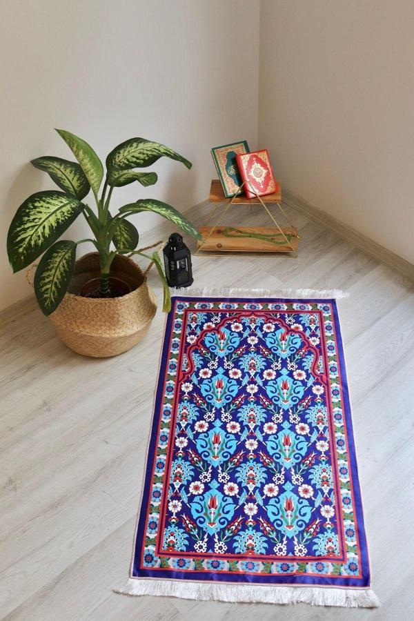 Lacivert Renkli Ipeksi Keseli Seccade Seti S1001 Lacivert - Image 1