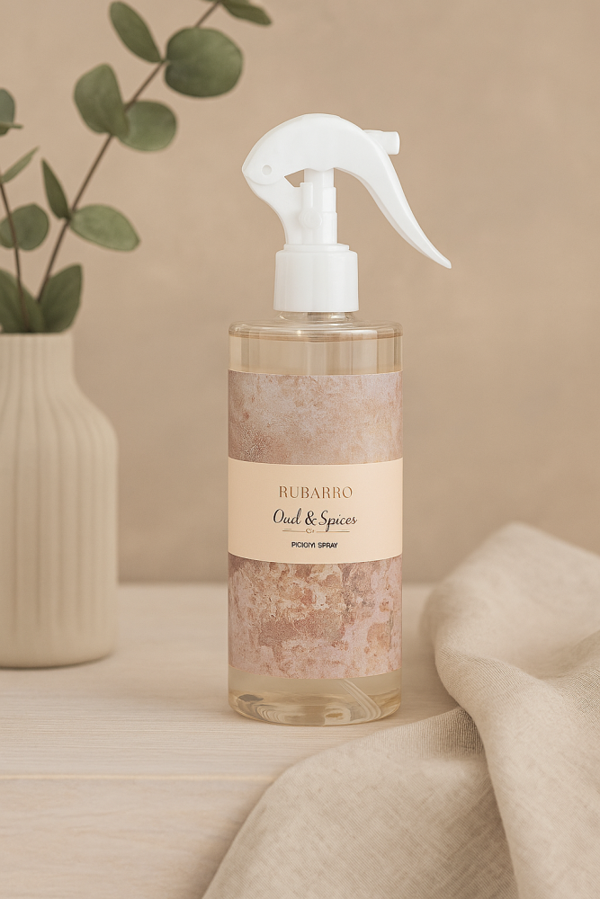 Rubarro Oud & Spices Esanslı Oda Spreyi 400 ml - Image 1