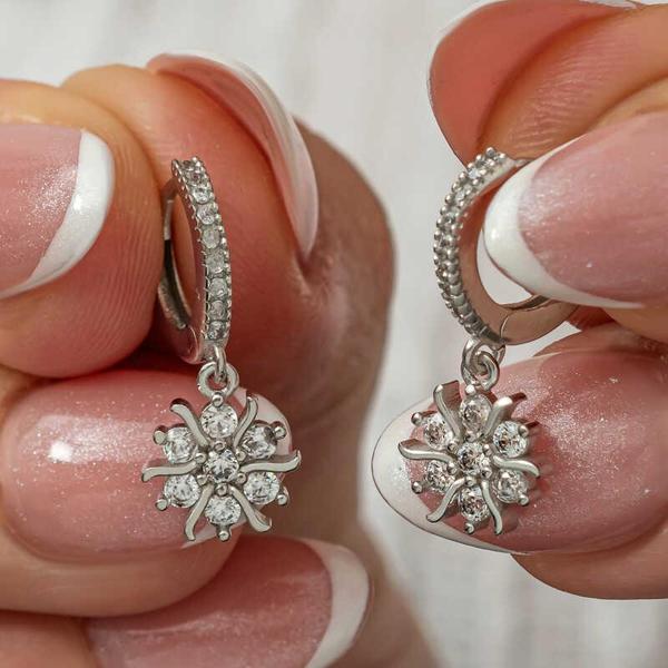 KENPAZAR Gümüş Sallantılı Güneş Kadın Küpe - Image 1