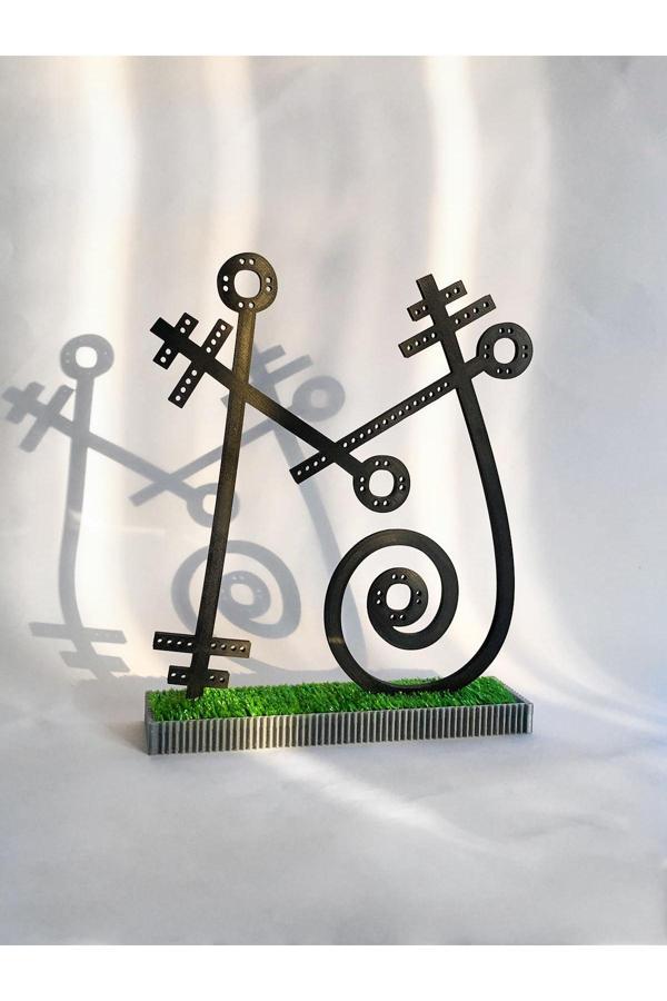 Alvina Atölye Harf Takı Organizer M Harfi - Kişiye Özel Takı Standı - Image 1