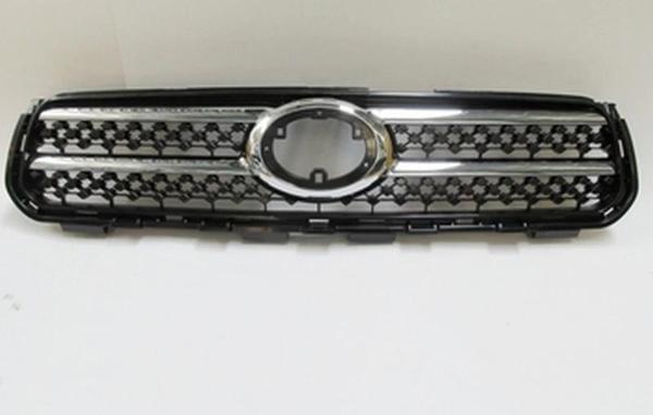 2006-2009 Toyota Rav4 Ön Panjur Siyah (Nikelaj Çıtalı) (Tyg) (Adet) (Oem No:5310142180) - Image 1