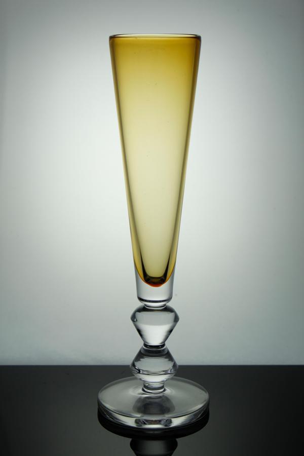 Paşabahçe Denizli Cam El İmalatı Amber Vazo 1 Adet 189136 11210 (ÜRÜN ADET SATILMAKTADIR) - Image 1