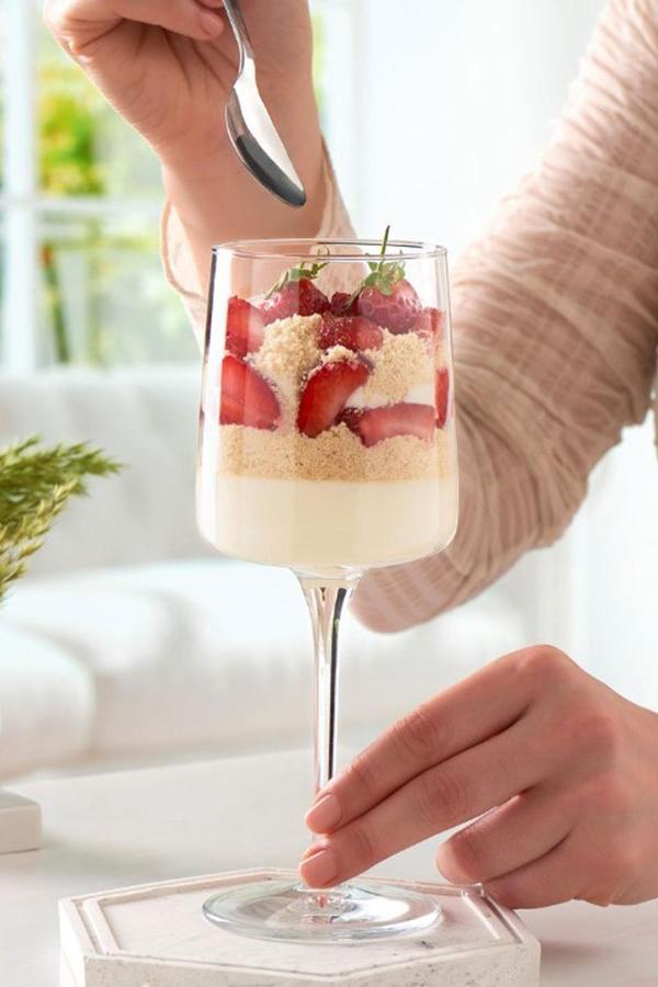 Paşabahçe 440229 Iconic Şarap Bardağı Ayaklı 6'lı 340 cc - Image 1