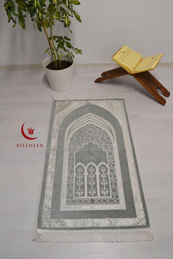 Mihrap Desenli Astarlı Lüks Seccade - Image 1