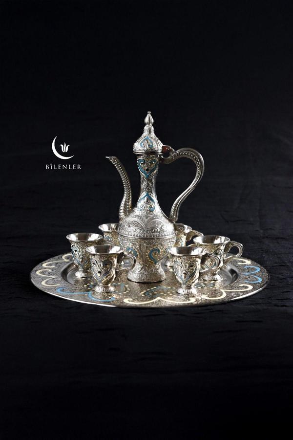 Hediyelik/ Sunumluk Osmanlı Motifli Nakışlı Gümüş Zemzem Takımı 8 Parça - Image 1