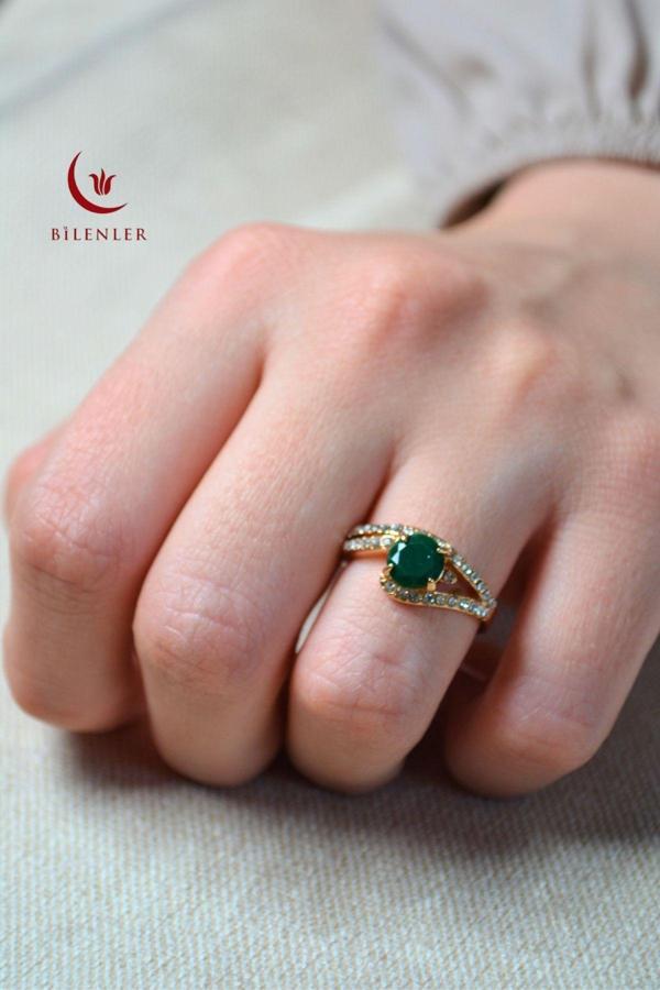 Kadın Renkli Taşlı Metal Yüzük Uzun Ömürlü,Şık Tasarım (24’lü kutu) - Image 1