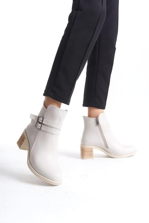 NOEMI Tokalı Fermuarlı Ortopedik Taban Topuklu Kadın Bot  CKT - Krem - Image 1