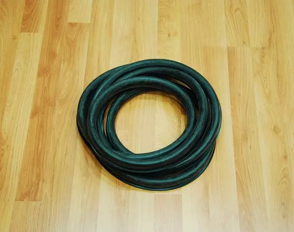 ÖN CAM LASTİĞİ SEGMANSIZ R12 YENI MODEL TOROS 14110 7702256091 - Image 1