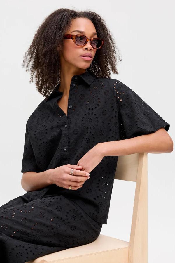 JJXX Kadın Jxmıllıe Rahat Kesim Dantel Detaylı Kısa Kollu %100 Pamuk Gömlek 12270924 Siyah - Image 1
