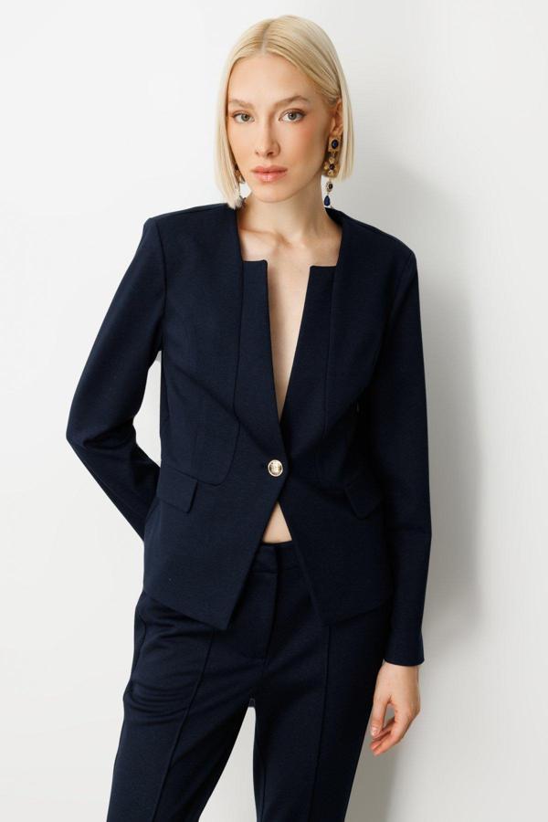 Ekol Kadın Tek Düğme Süs Kapak Cepli Ceket 5141 Lacivert - Image 1