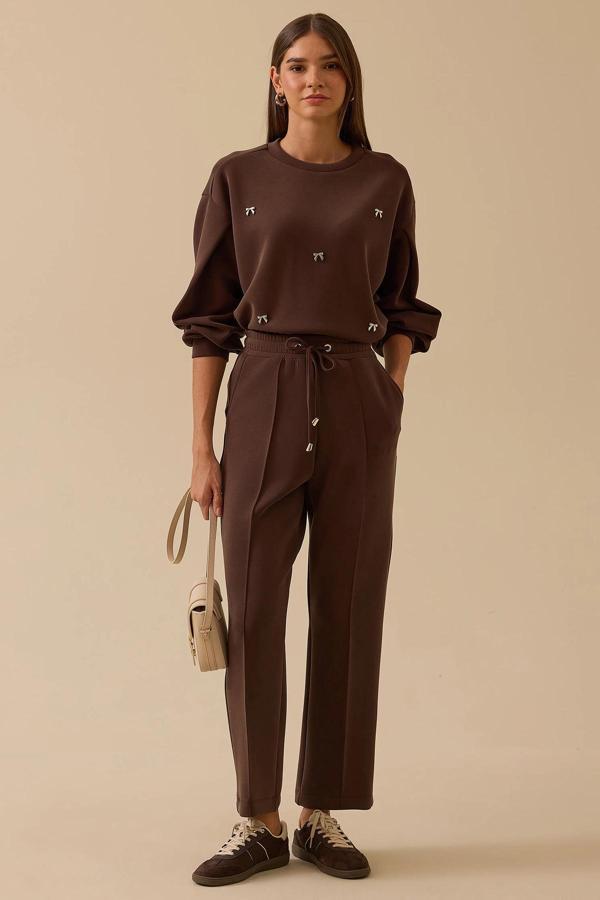 Seçil Kadın Elastik Bel Bağcıklı Şerit Detaylı Pantolon 0008 Kahverengi - Image 1