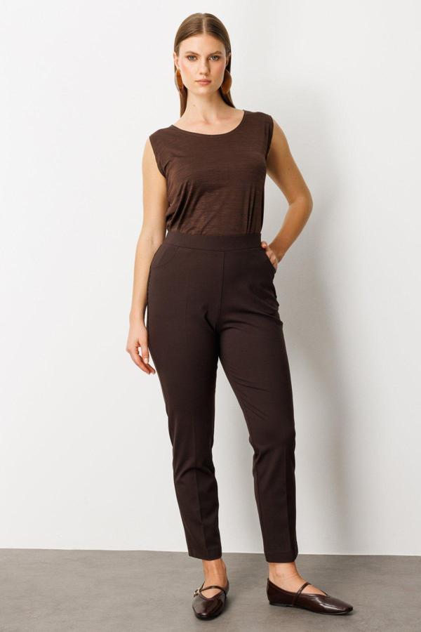 Ekol Kadın Büyük Beden Dantel Süslemeli Dar Paça Pantolon 1087 Kahverengi - Image 1