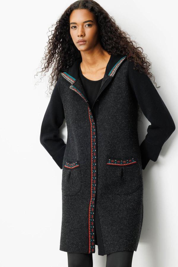 Desen Triko Kadın Kapüşonlu Önü Keçe Yün Kaban 25019 Siyah - Image 1