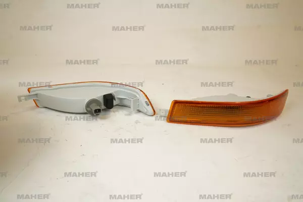 SİNYAL LAMBASI TAMPON COROLLA 1993-1998 DUYLU SOL 81520 12520 (2 ADET) - Image 1