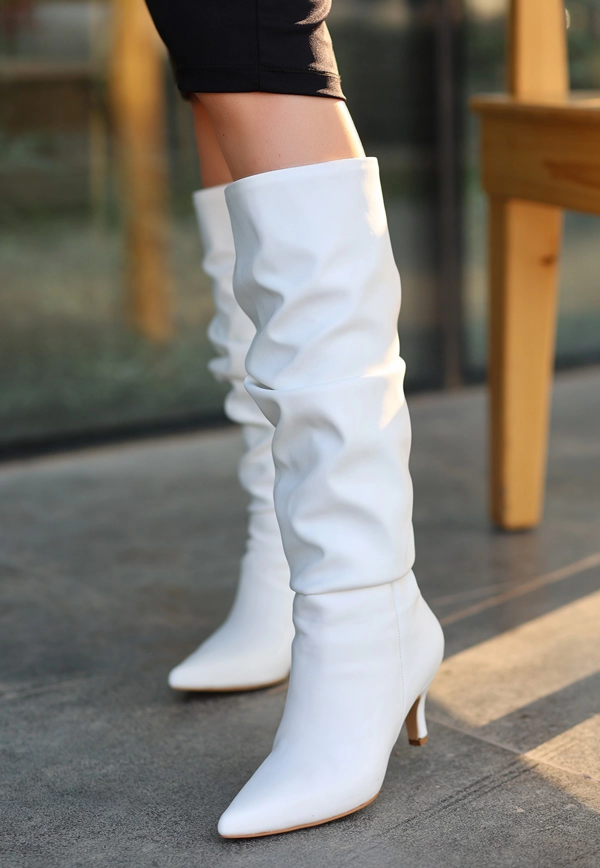 Zelya Beyaz Cilt Topuklu Çizme - Image 1
