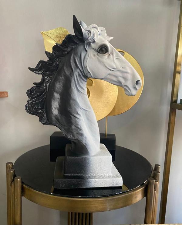 Dekoratif At Kafası Büst Büyük Boy Heykeli Kaideli  - Image 1