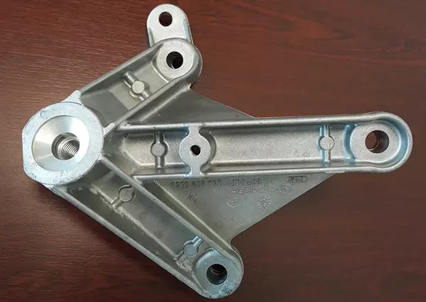 MOTOR KULAĞI DACIA DUSTER-LOGAN-SANDERO 8200605732 6001550342 - Image 1