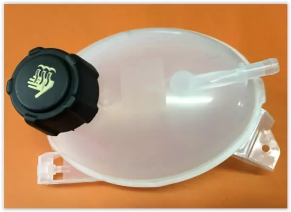 GENLEŞME YEDEK SU DEPOSU RENAULT SYMBOL 3 2014 EXPRESS 2021 SANDERO 2 2013 LOGAN 2 2013 DUSTER 2018 CLIO 4 2012 CAPTUR 2 2020 1.0TCE 1.2 1.2TCE 1.3TCE 1.5DCI 1.6E-TECH 217104354R - Image 1