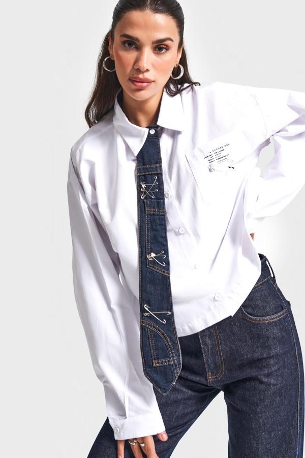 Kadın Beyaz Renk Bol Kesim Kravat Detaylı Özel Tasarım Gömlek - Image 1