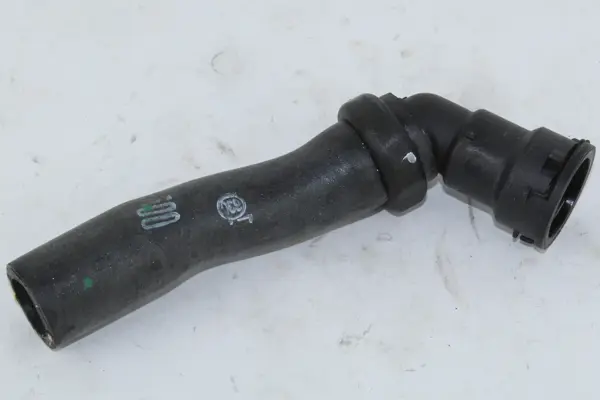 RADYATÖR HORTUMU MEGANE 4-TALISMAN-KADJAR 140552958R - Image 1