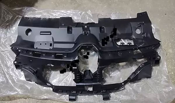 PANJUR İÇ MEGANE 4 2016 620360534R 620368855R - Image 1