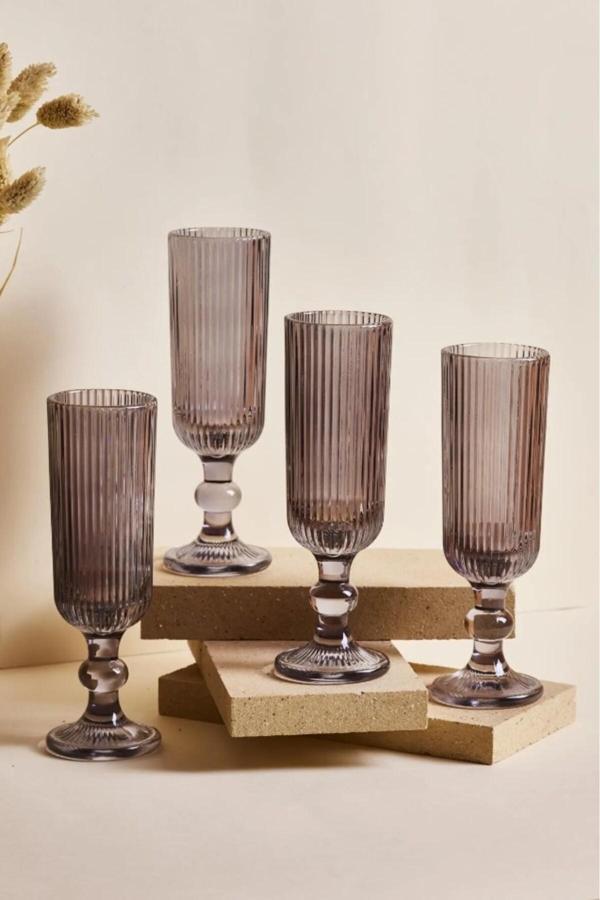 Rossel Premium Cam Imola Fume 4'Lü Uzun Kadeh Takımı 160 Ml Beyaz Şarap Kadehi 4 Parça - Image 1