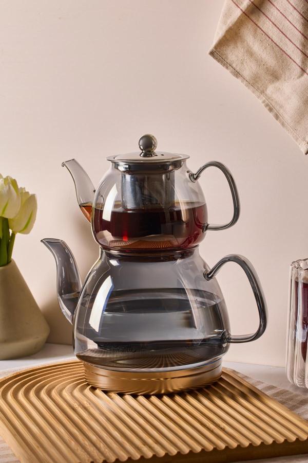 Mutfaksultani Carlo Füme Indüksiyon Tabanlı Borosilikat Cam Çaydanlık Takımı 500 Ml Demlik 1500 Ml Suluk - Image 1