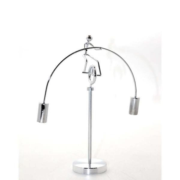 Newton Denge Adam Biblo - Image 1