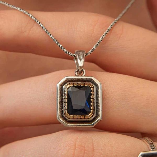 Gümüş Lacivert Taşlı Dikdörtgen Kadın Kolye - Image 1