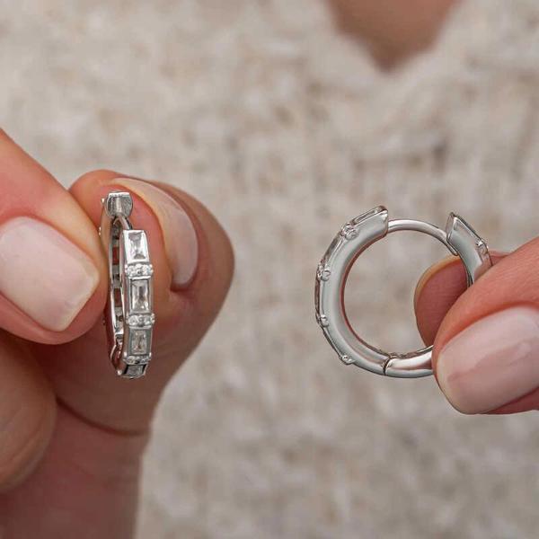 Gümüş Baget Taşlı Halka Kadın Küpe - Image 1