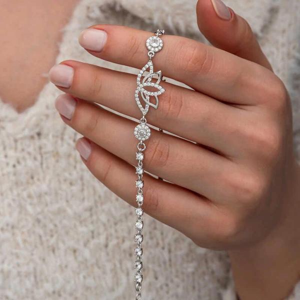 Gümüş Zirkon Taşlı Lotus Kadın Bileklik - Image 1