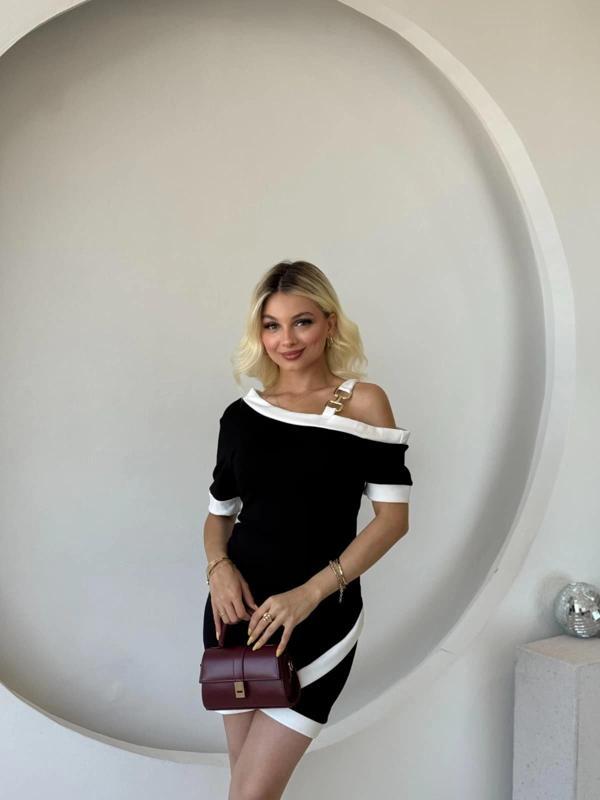 MDB Kadın Kısa Kollu Asimetrik Kesim Yaka şerit Ve Aksesuar Detaylı odal Elbise - Image 1