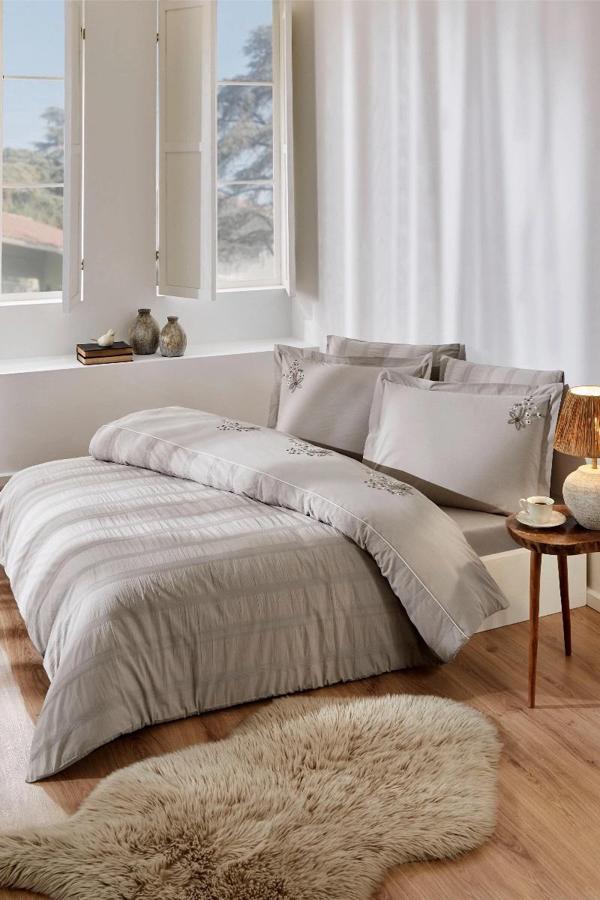 Özdilek Pamuk Saten Nakışlı Çift Kişilik Nevresim Takımı-Clivia Bej - Image 1