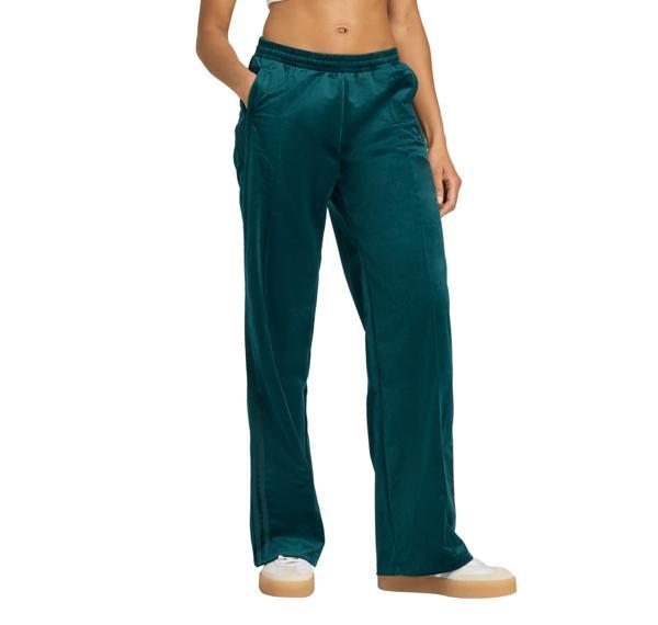 JV7509-K adidas Velvet Tp Kadın Pantolon Yeşil - Image 1