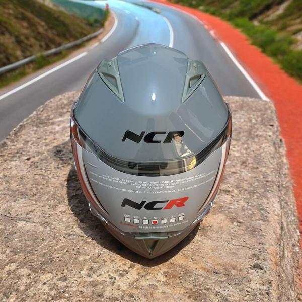 NCR-158 ÇENE AÇILIR GÖZLÜKLÜ E-CE BELGELİ KASK NARDO GRİ - Image 1