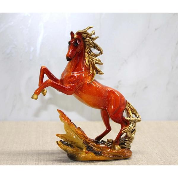 MDB Polyester Şahlanmış At Figürü - Image 1