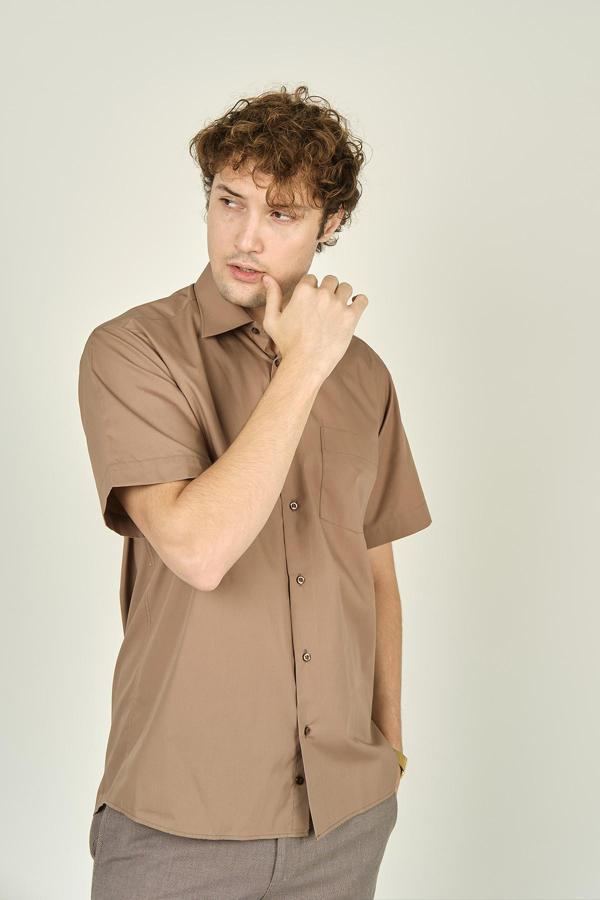Figs Erkek Kısa Kollu Tek Cep Detaylı Pamuklu Gömlek 1000 Kahverengi - Image 1