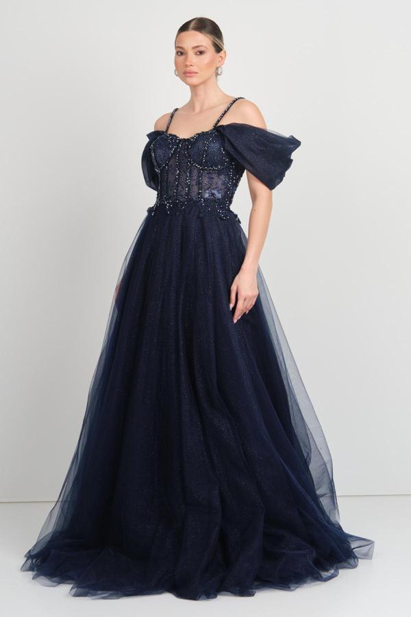 Hvit Vera Kadın Düşük Kollu ve Askılı Taş İşlemeli Kabarık Tül Maxi Abiye Elbise 5490 Lacivert - Image 1