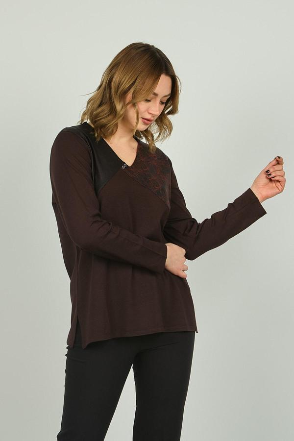Detay Triko Kadın V Yaka Suni Deri Detaylı Uzun Kol Bluz 4549 Kahverengi - Image 1